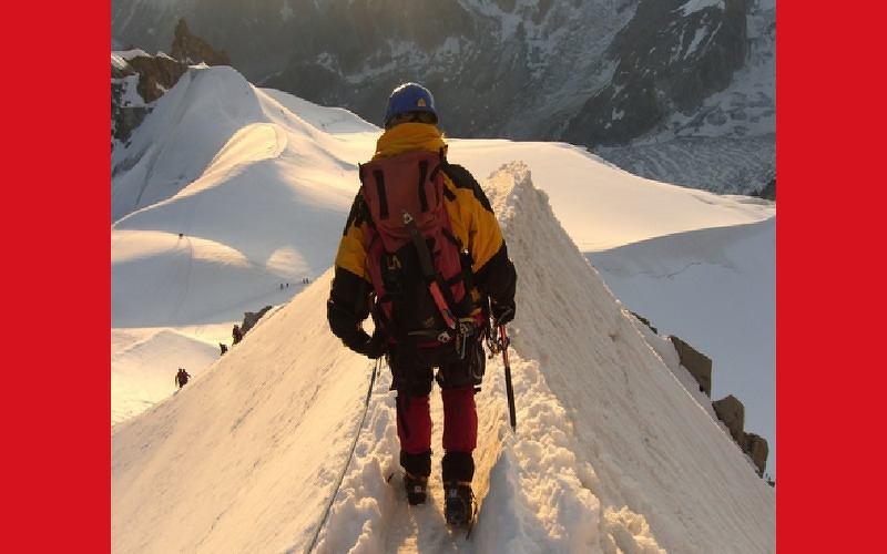 QÜESTIONARI DE SOL·LICITUD PER LES PROVES D'ACCÉS AL CENTRE DE TECNIFICACIÓ D’ALPINISME 2023 - Inscriu-te