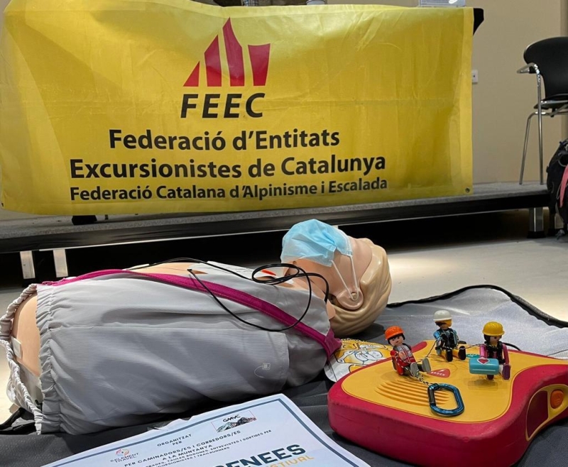 FORMACIÓ SVB + DEA + PRIMERS AUXILIS - REGIÓ I (BAIX LLOBREGAT) - Inscriu-te